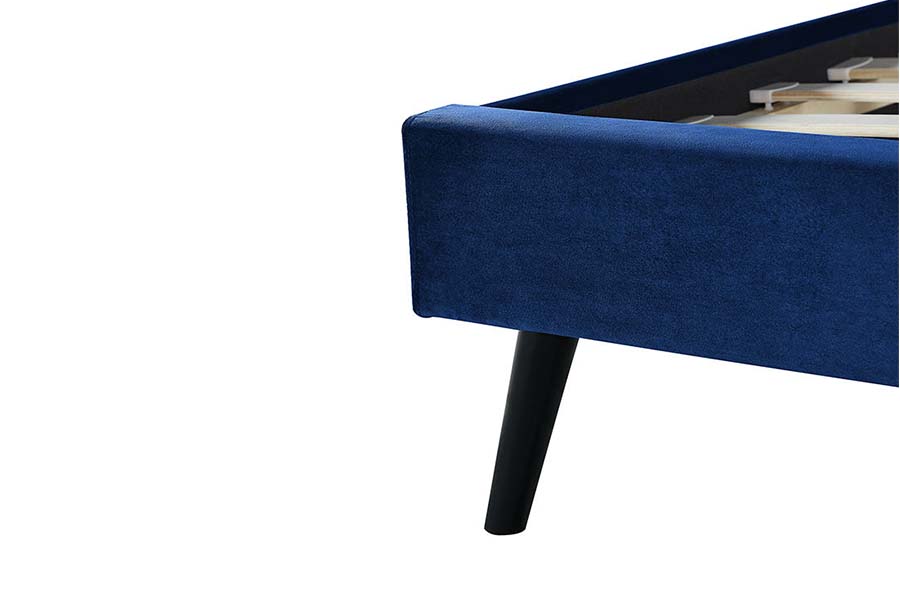 1494 Wooden Leg Queen Bed Sininen Pehmeä Sängynpääty Pehmustettu Bed