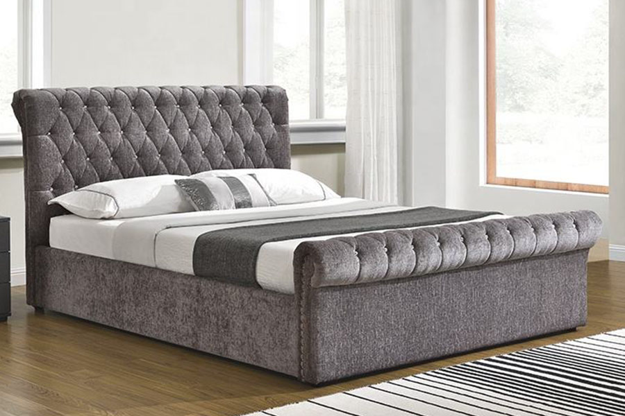1153G Chesterfield Crushed Velvet Crystal Ottoman Säilytyssänky